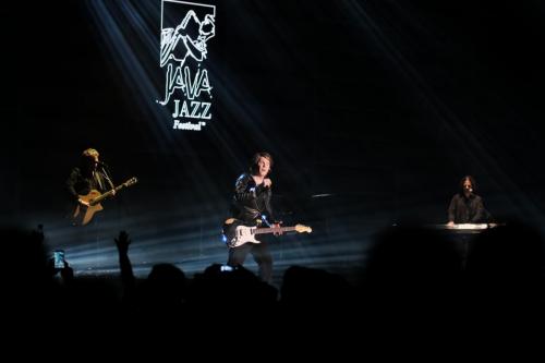 Goo Goo Dolls Tampil Cadas Meski Banyak Masalah Teknis